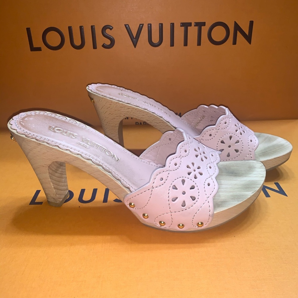 Louis Vuitton Charlotte open toe Mule Sandal Rose